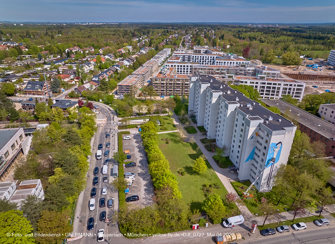 04.05.2023 - Luftbilder vom Alexisqaurtier und Pandion Verde in Neuperlach